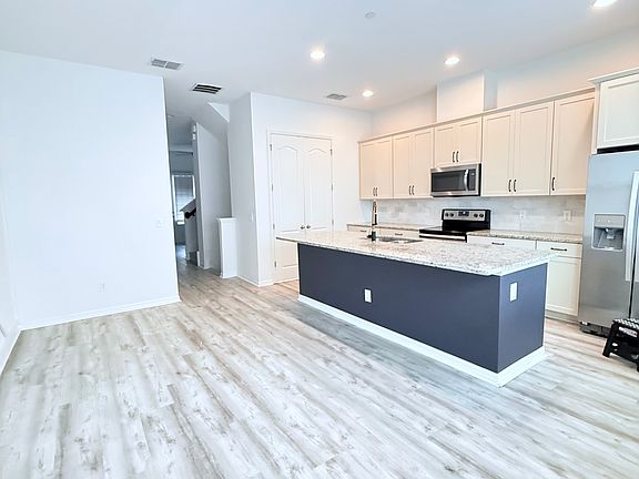 2nd image of 70 Boardwalk Ave