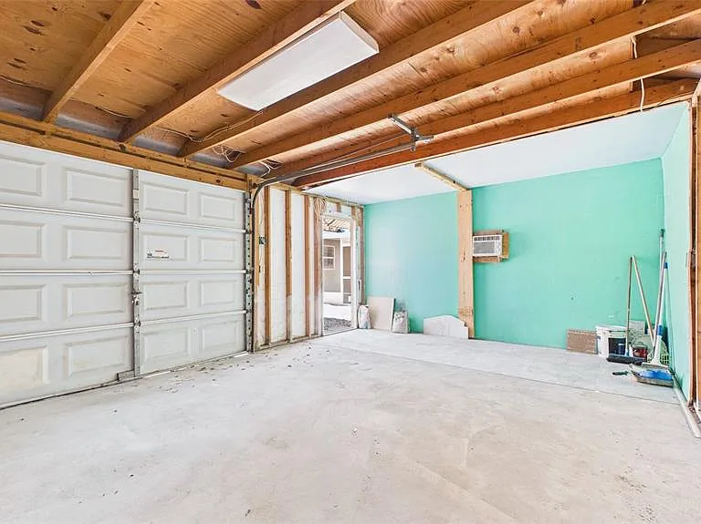4418 W Fairview Hts — Photo 46