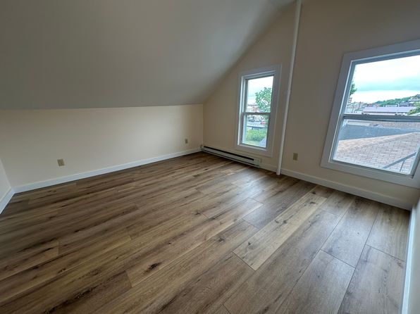 33 Geneva St #3