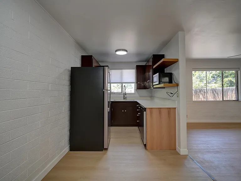 1024 E 600 S — Photo 15