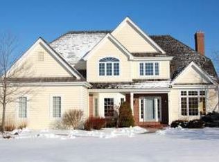 12616 N Saint Anne Ln, Mequon, WI 53092