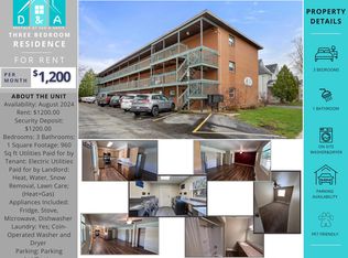 836 Vine Ave #13, Oshkosh, WI 54901