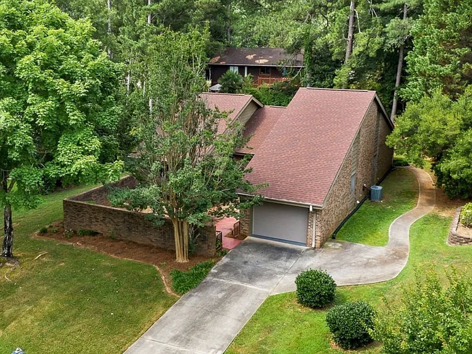 1st image of 34 Hickory Way