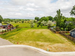 385 Hammer Creek Dr, Sheridan, WY 82801