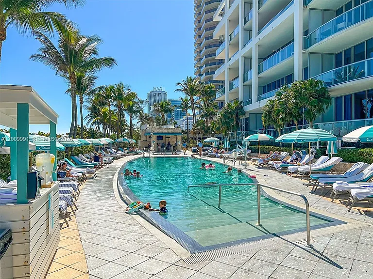 6799 Collins Ave #804 — Photo 39