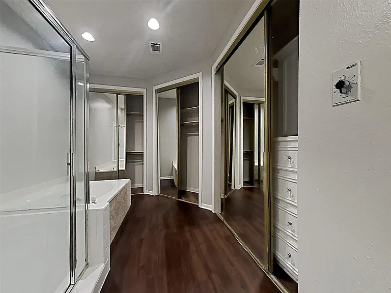 6737 Tournament Dr — Photo 11
