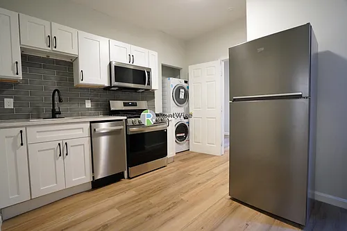 9 Noyes Pl Photo 1
