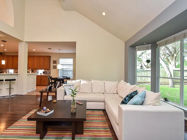 1211 Deerbrook Dr — Photo 8