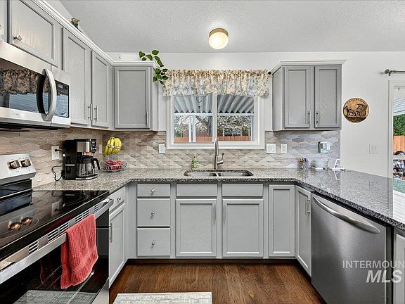 5th image of 2558 N Rough Stone Pl