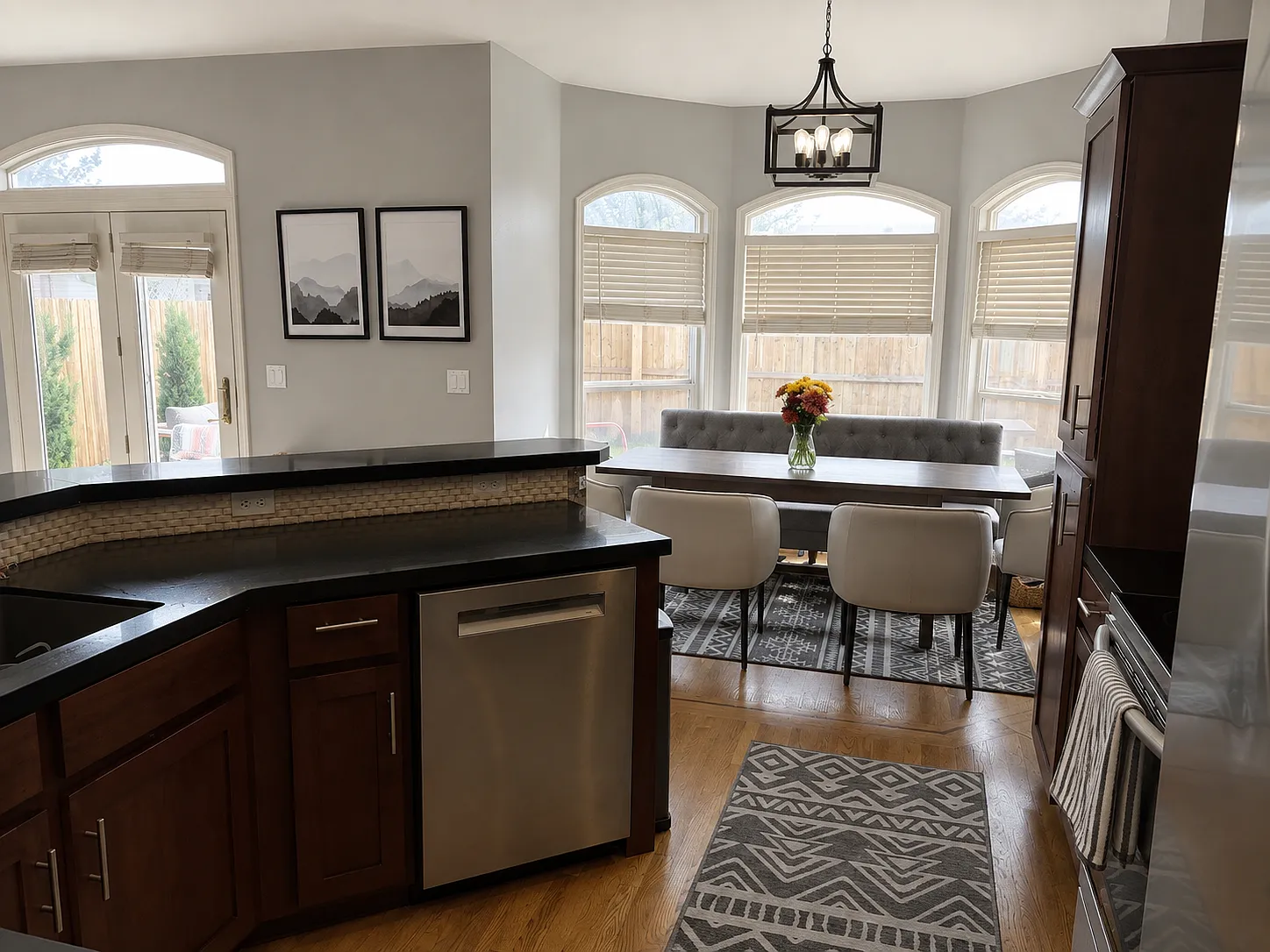 3 bed, 1667 sqft, $2,850 — Photo 4