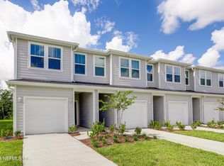 9712 Topaz Ln, Jacksonville, FL 32257