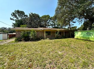 19 Magnolia Ave, Shalimar, FL 32579