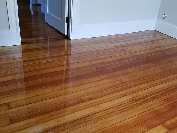 4th image of 369 Hilldale Ave Floor 3