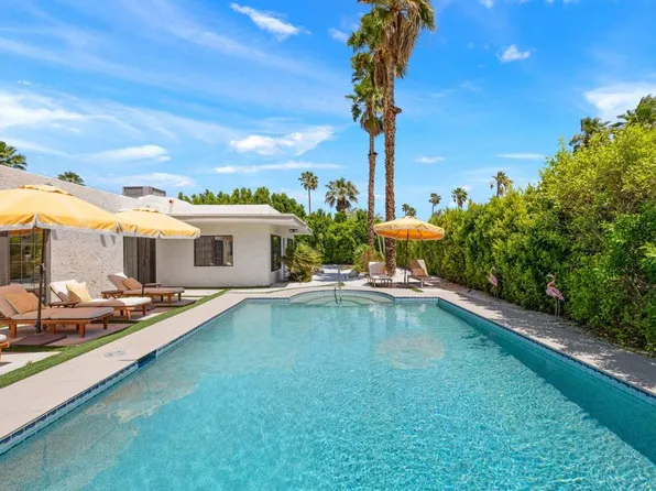 1127 N Calle Marcus, Palm Springs, CA 92262