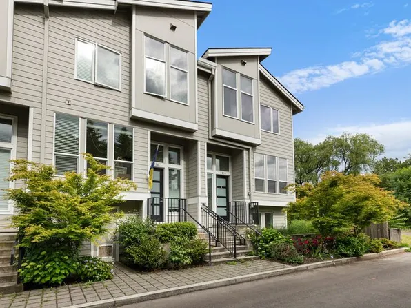 2220 SE Lambert St, Portland, OR 97202