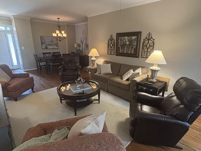 1209 Ivy Brook Cir — Photo 6