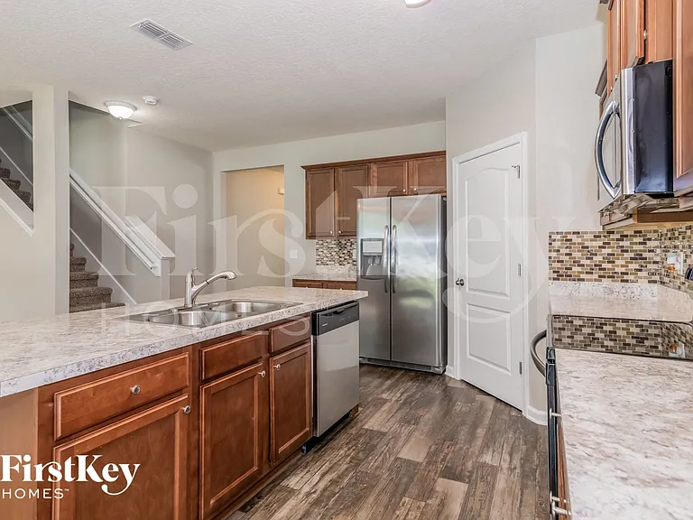 12233 Glimmer Way — Photo 6
