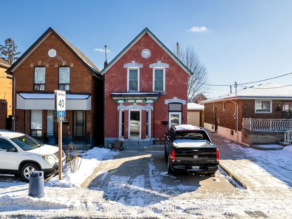 126 Tisdale St N, Hamilton, ON L8L 5M6