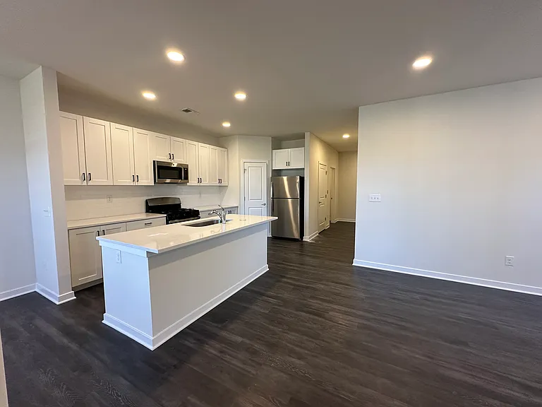503 Nickerjack Way — Photo 5