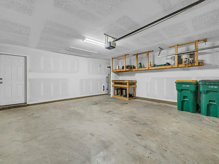 4924 Kensington Ln — Photo 24