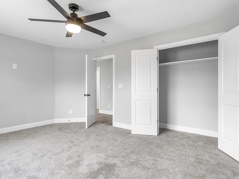 2129 Powell Rd — Photo 22