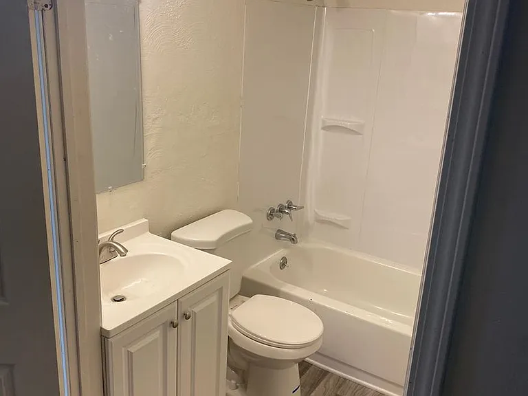1192 Harpster Ave — Photo 11