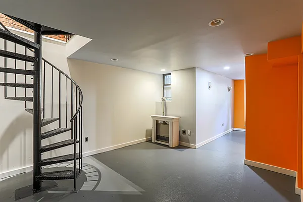 Rented by ERNY LLC | media 7