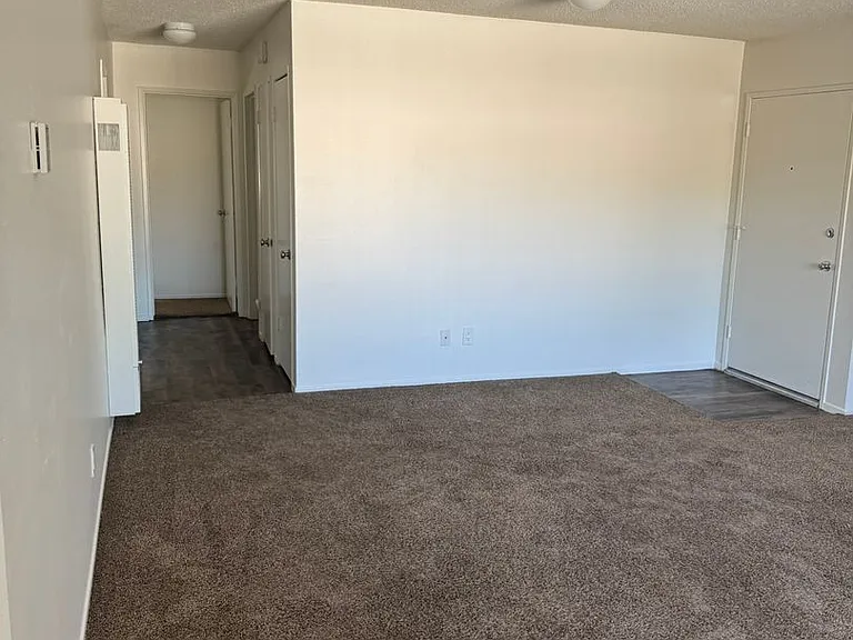 25248 Taylor St — Photo 12
