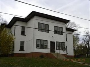 406 Prospect St, Elgin, IL 60120