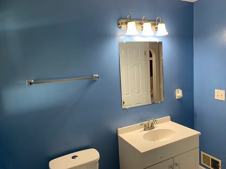 821 Lynvue Rd — Photo 6