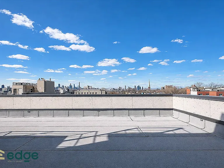 169 Graham Ave #401 — Photo 9