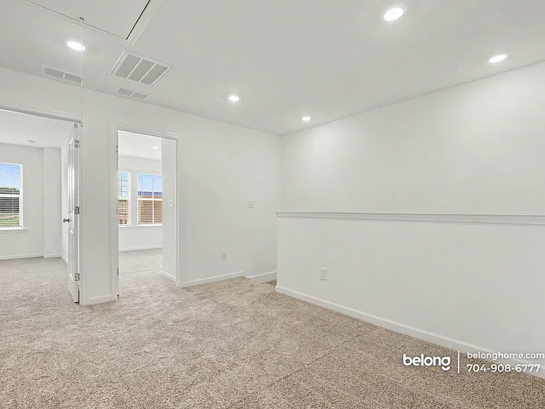 11912 Oak St — Photo 10