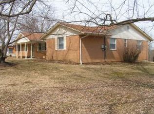 5424 Outer Dr, Aurora, IN 47001