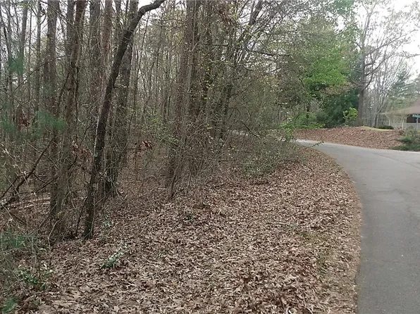 209 Bay View Dr, Salem, SC 29676