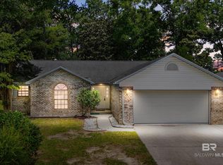 2776 Santa Rosa Cir, Lillian, AL 36549