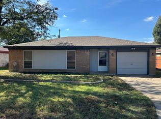 505 Hickory Ave, Dumas, TX 79029