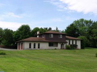 306 Vinemont Rd, Reinholds, PA 17569