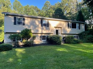 550 Opening Hill Rd, Madison, CT 06443