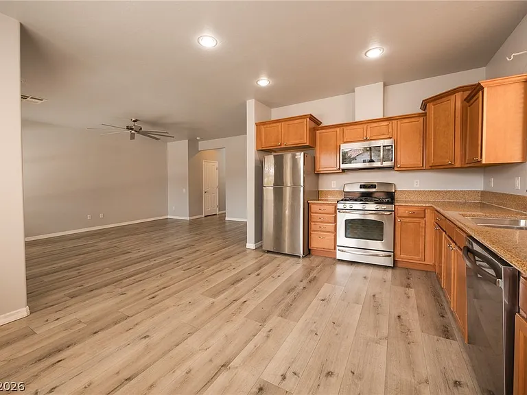 8253 Arden Landing Pl — Photo 16