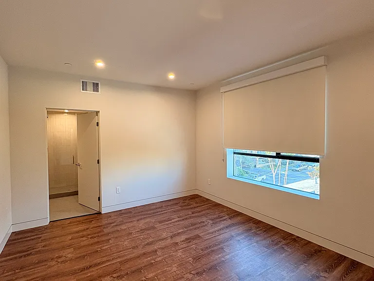 231 S Westlake Ave #301 — Photo 17