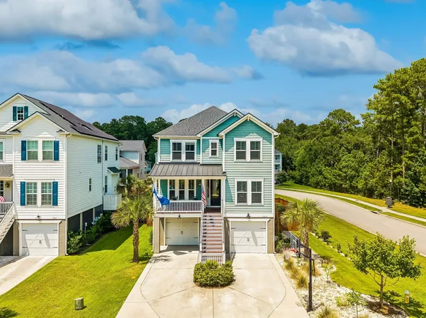 523 Amalie Farms Dr, Charleston, SC 29492