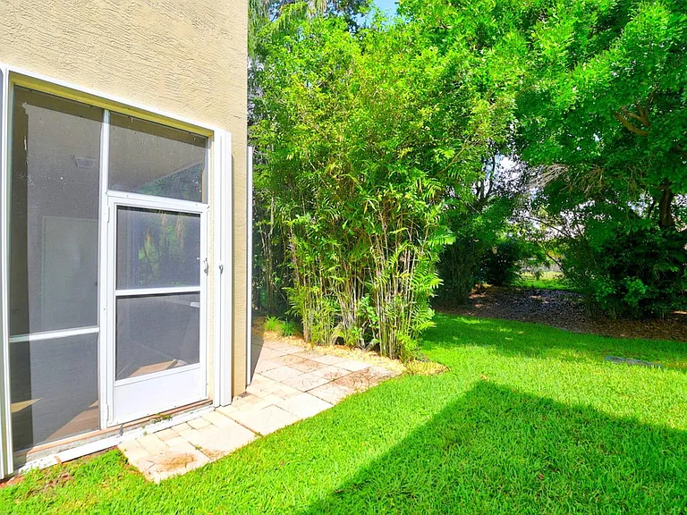 6917 Crooked Fence Dr — Photo 54