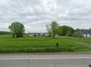 6729 Smiths Creek Rd, Kimball, MI 48074