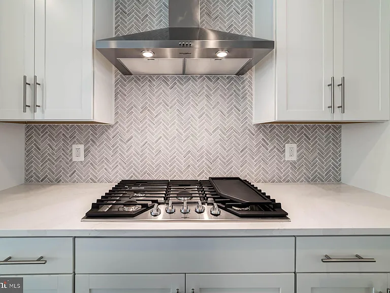 6227 Almerico Pl — Photo 19