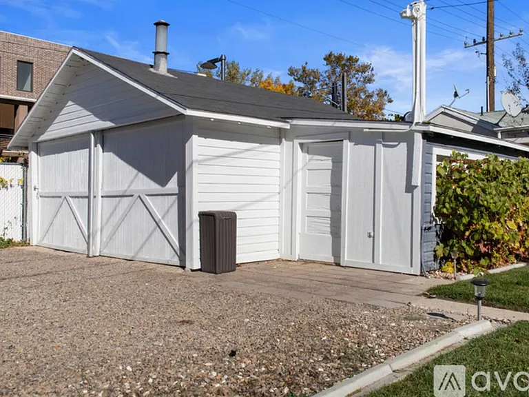 781 E Simpson Ave — Photo 27