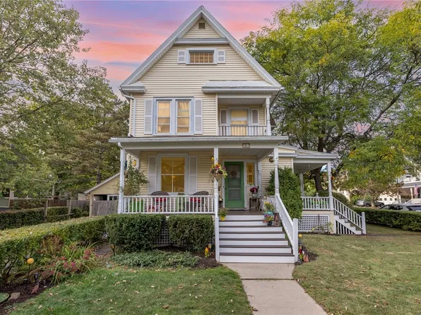 40 Dungan St, Canandaigua, NY 14424
