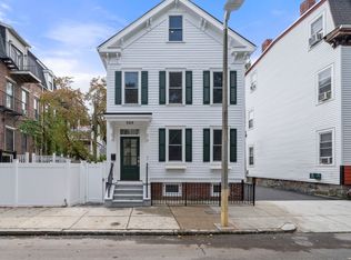 569 E 7th St, South Boston, MA 02127