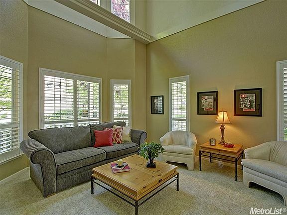 4th image of 304 Ironwood Cir