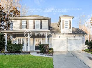 9729 Willow Leaf Ln, Cornelius, NC 28031