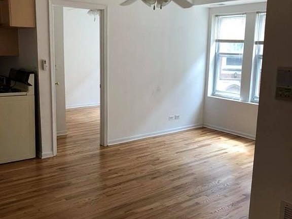 4th image of 4425 N Lawndale Ave APT 1A